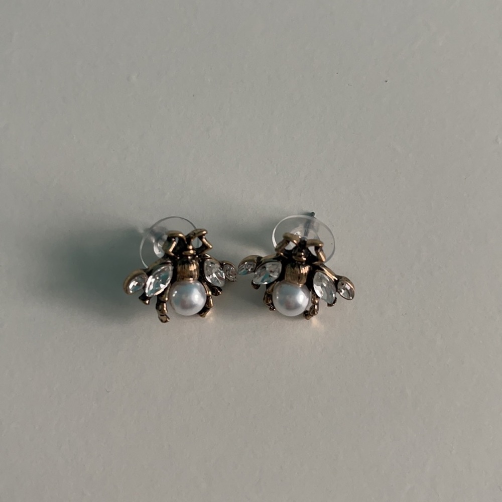 Gold Inserts Imitation Pearls Earrings